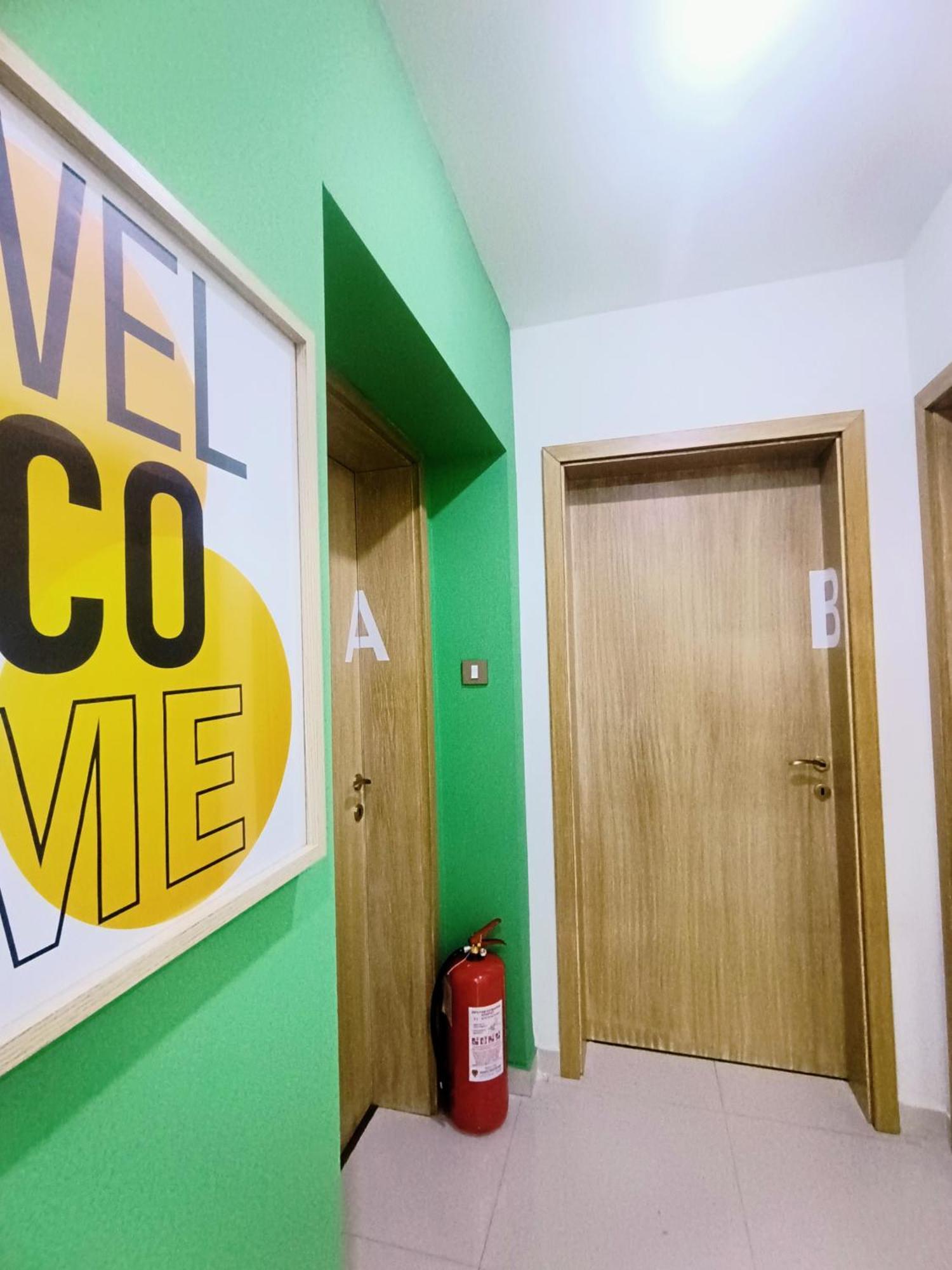 Hostel Central Szkopje Kültér fotó