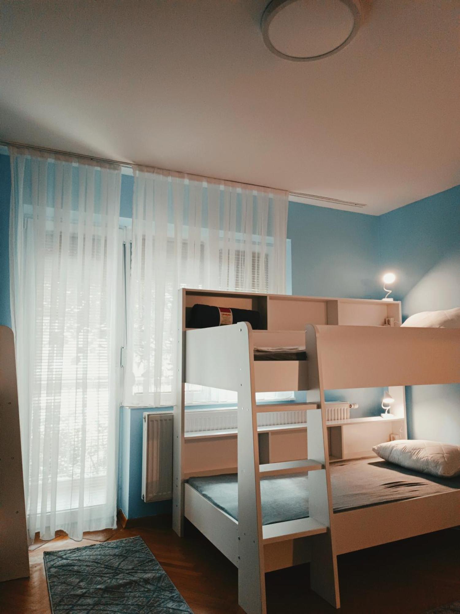 Hostel Central Szkopje Kültér fotó